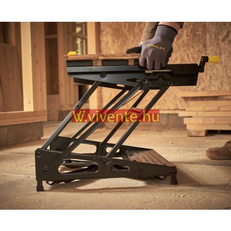 Stanley STST83400-1 Munkapad 61 x 37 cm